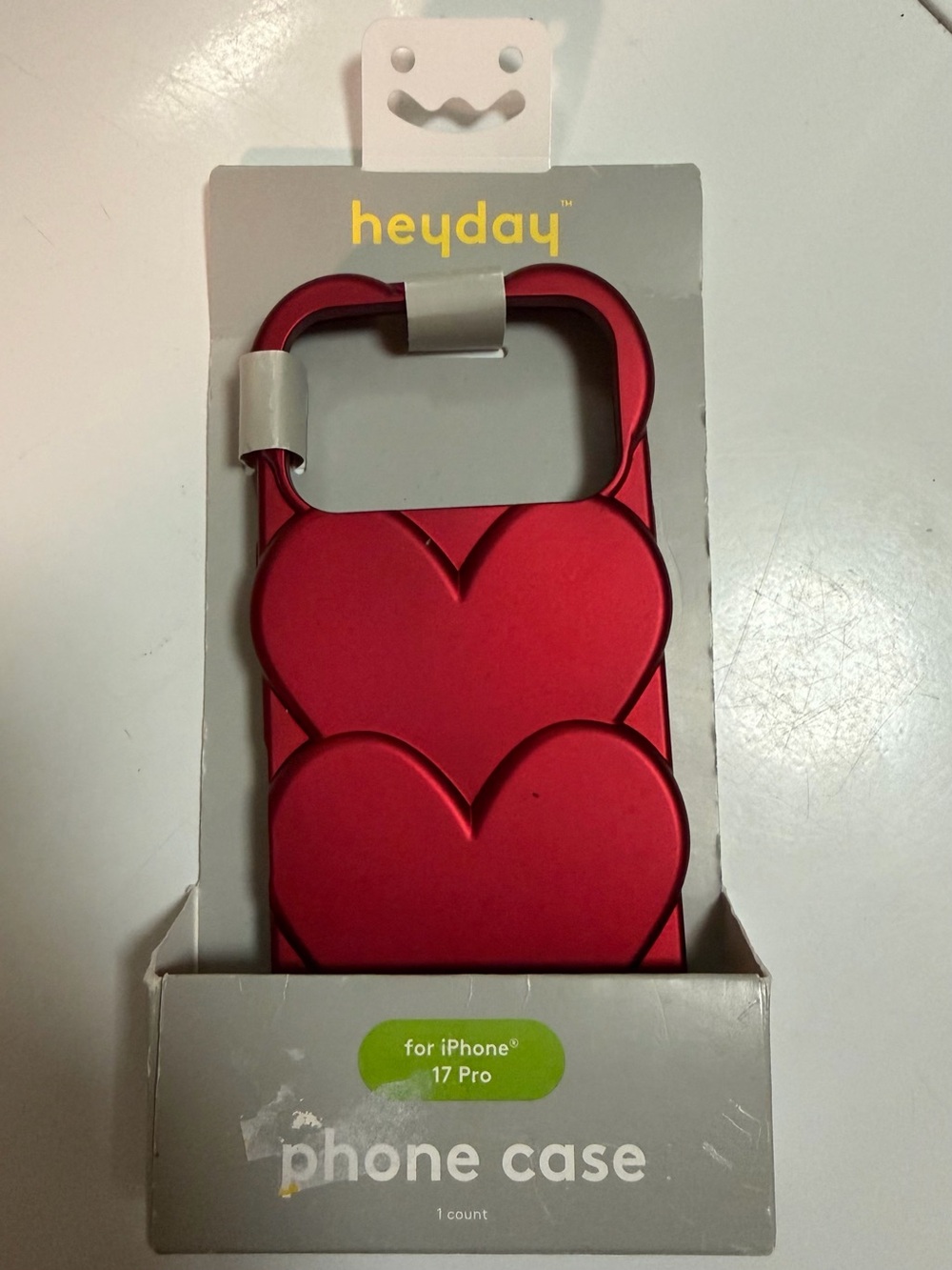 heyday Red Heart Phone Case for iPhone 17 Pro